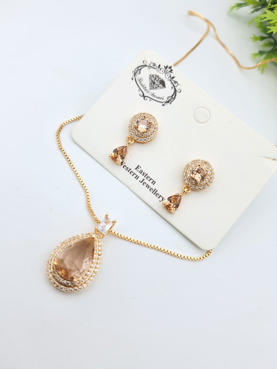 Crystal Zircon Earrings With Necklace, Women Trendy Jewellery Set, Girls Pendant Necklace Earrings Set Crystal Zircon Earrings With Necklace, Women Trendy Jewellery Set, Girls Pendant Necklace Earrings Set